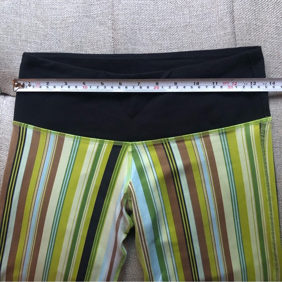 Lululemon rare pants striped bell bottoms size xs green yellow black - Picture 6 of 6